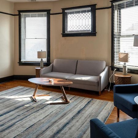 Updated 3 Bedroom Unit With Balcony! Cape Girardeau Zewnętrze zdjęcie