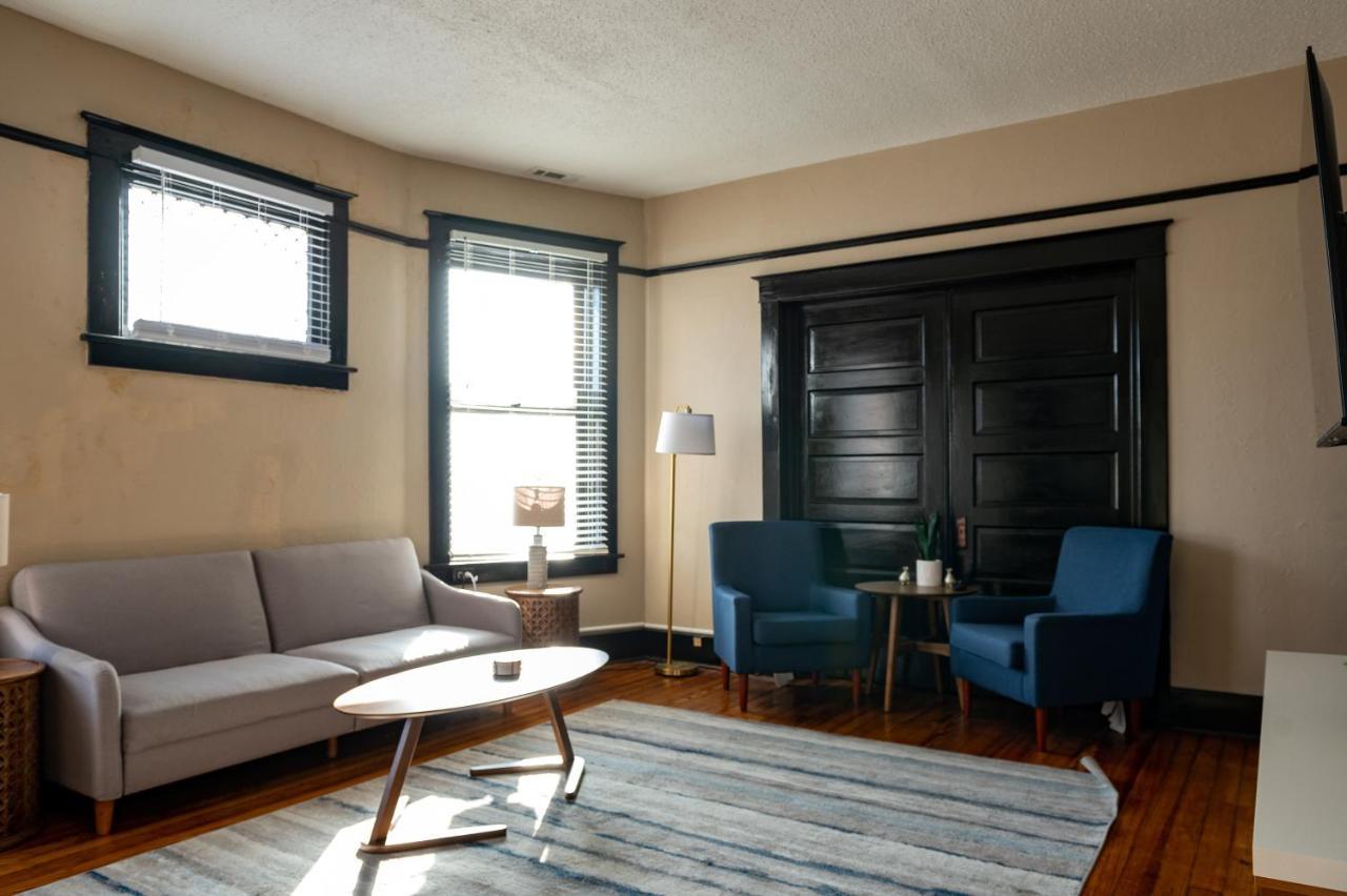 Updated 3 Bedroom Unit With Balcony! Cape Girardeau Zewnętrze zdjęcie